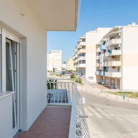 Bright And Beautiful House In Appartamento *