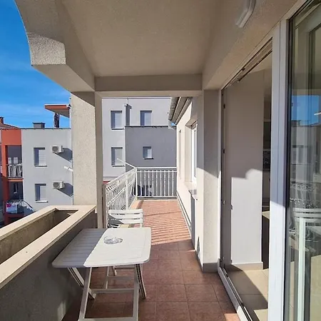 Bright And Beautiful House In Lejlighed *