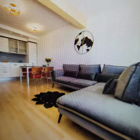 Lejlighed Bright And Beautiful House In *